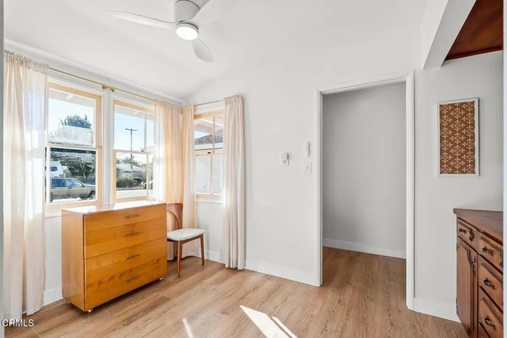 3971 Flower Street, Ventura, California 93003 home-pic-17